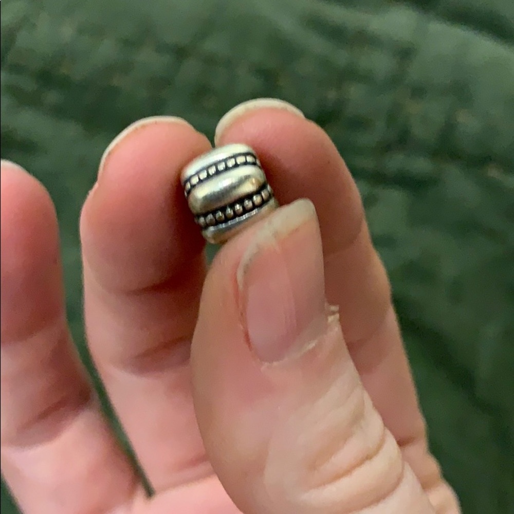 Authentic Pandora clip charm